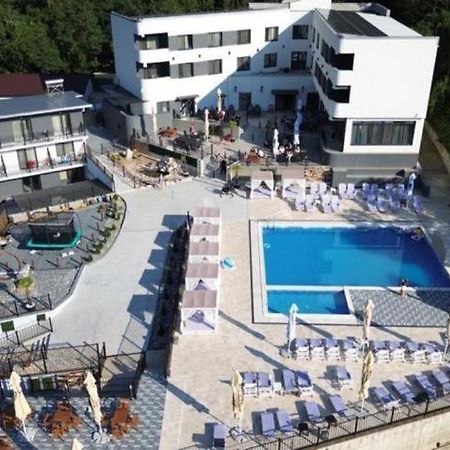 Partizan Resort Ieşelniţa Exterior foto