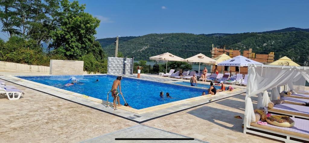 Partizan Resort Ieşelniţa Exterior foto